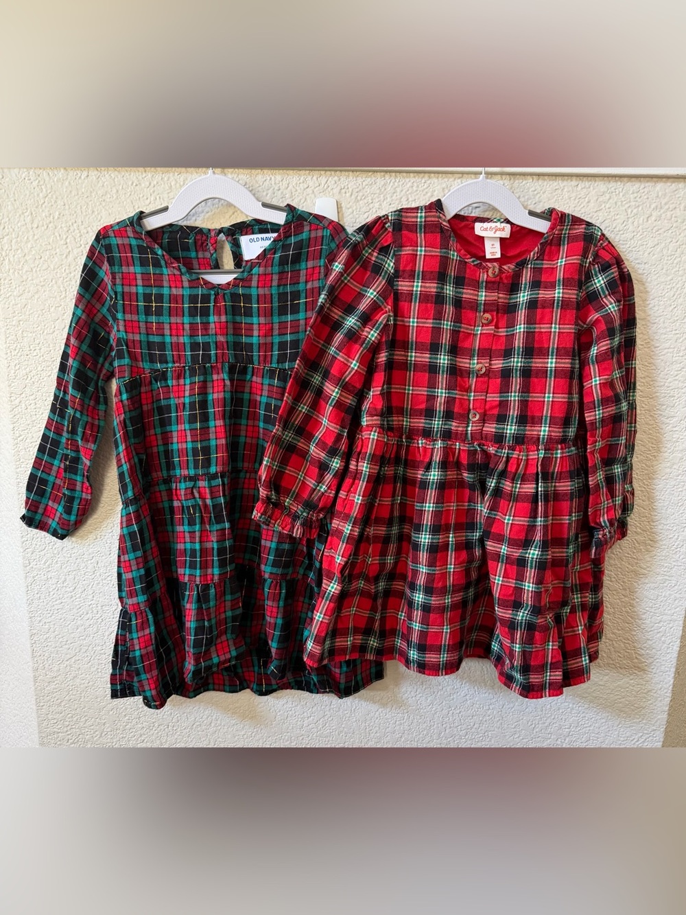 Girls 5T Holiday Plaid Dress Bundle (2 dresses) Old Navy & Cat & Jack